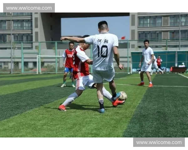 激情绿茵巅峰对决点燃城市足球狂欢盛典号角全面吹响荣耀时刻崛起